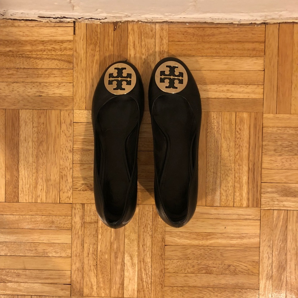 Tory Burch Chelsea Pump